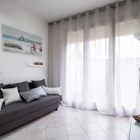 Little House Bo, A Pochi Minuti Dal Bellaria Lägenhet *