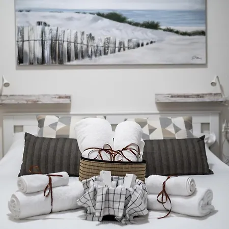 דירה Little House Bo, A Pochi Minuti Dal Bellaria סן לזרו די סבנה